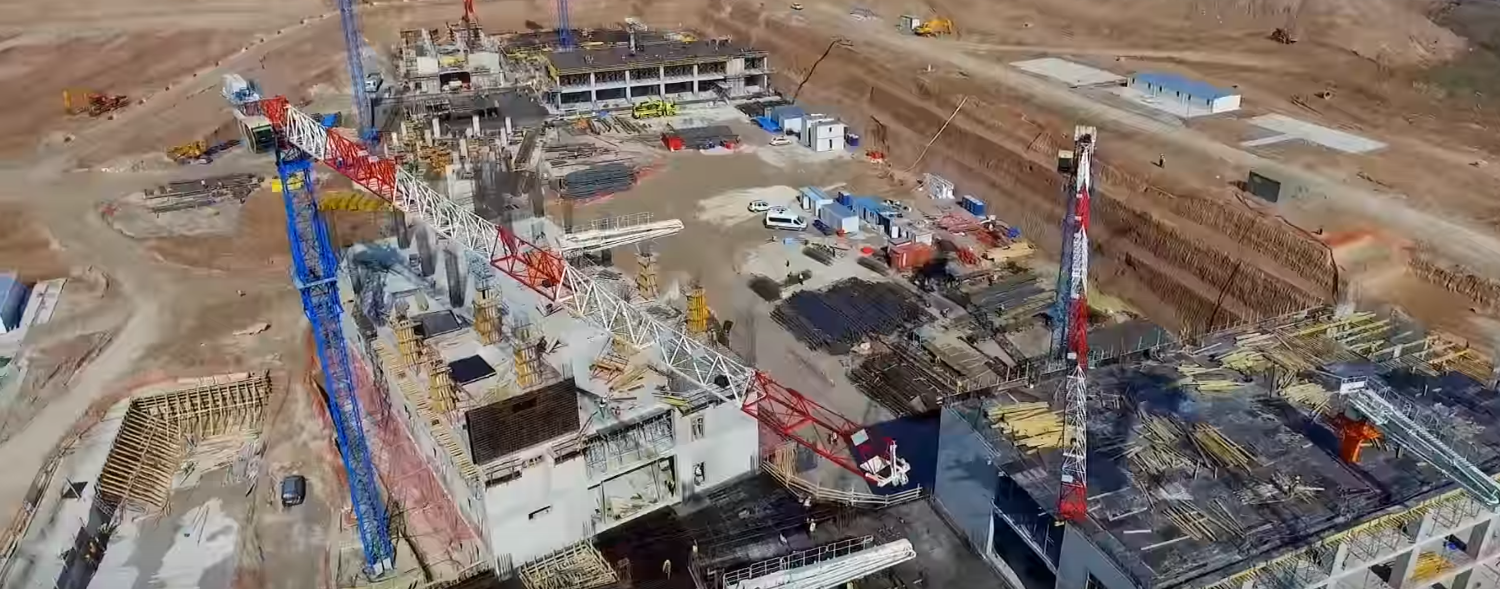 CraneMag: AKEM Group to erect 36 Raimondi cranes at Ankara jobsite by June 2018