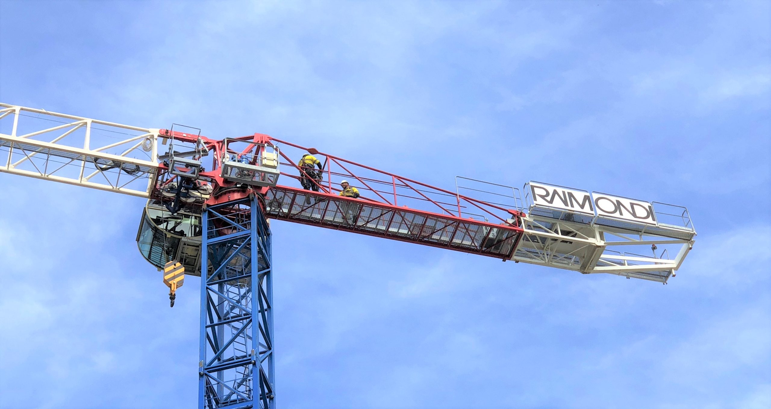 Official Raimondi agent Strictly Cranes erects Raimondi MRT144 as part of Crane Management Program