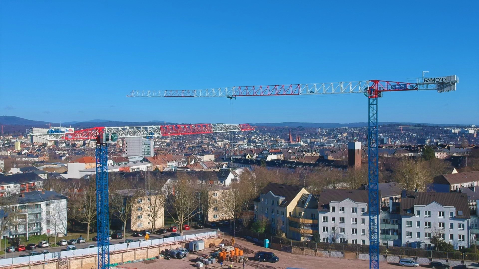 Two new Raimondi MRT234 flattop tower cranes at work in Wiesbaden, Germany